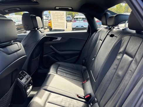 Used 2023 Audi A4 2.0T Premium Plus image 13