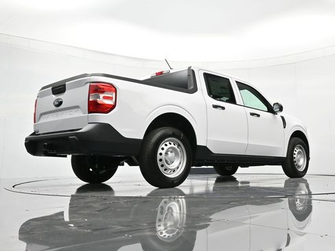 New 2026 Ford Maverick XL image 39