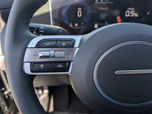 New 2025 Hyundai Tucson XRT image 17