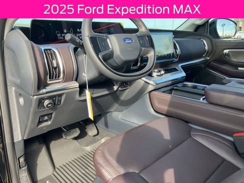 New 2025 Ford Expedition Max Platinum w/ Platinum Ultimate Package AWD/4WD image 30