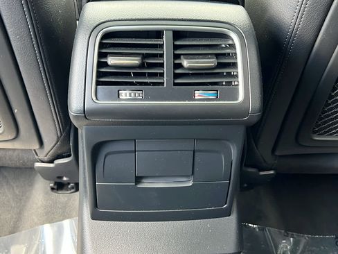 Used 2017 Audi Q5 3.0T Premium Plus w/ Technology Package AWD/4WD image 25
