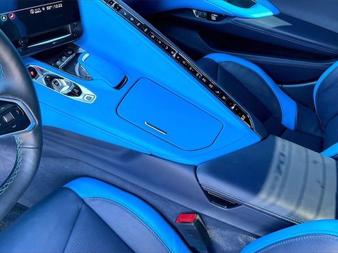 Used 2023 Chevrolet Corvette Stingray Premium Conv w/ Stealth Interior Trim Package image 13