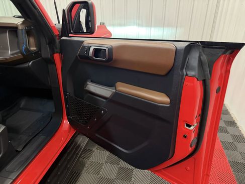 Used 2023 Ford Bronco Outer Banks AWD/4WD image 50
