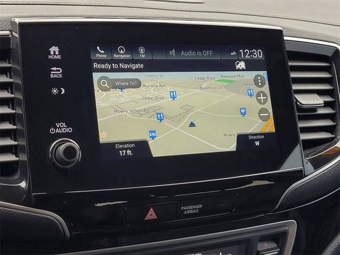 Used 2021 Honda Pilot Touring image 19