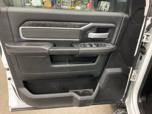 Used 2024 RAM 2500 Big Horn AWD/4WD image 5