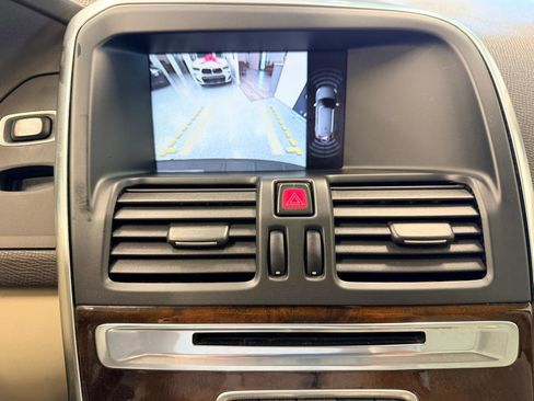 Used 2013 Volvo XC60 3.2 image 33