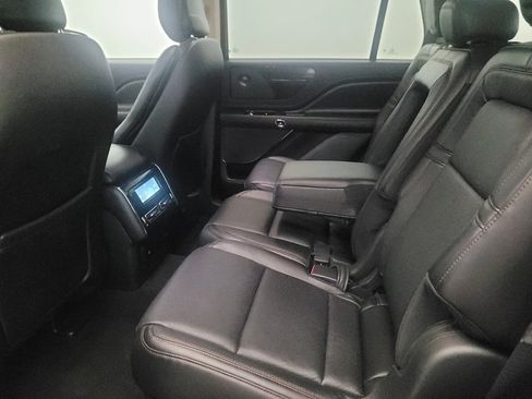 Used 2020 Lincoln Aviator Reserve w/ Elements Package Plus AWD/4WD image 18