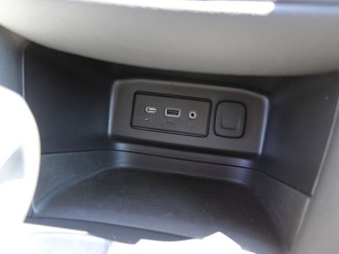 Certified 2024 Chevrolet Equinox LT FWD image 22