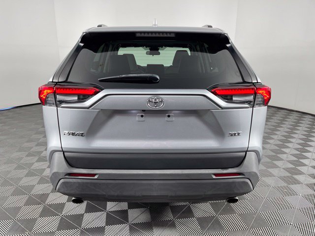 Used 2023 Toyota RAV4 XLE Premium FWD image 10