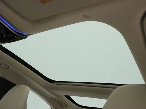 New 2026 Mercedes-Benz E 450 4MATIC Sedan image 8