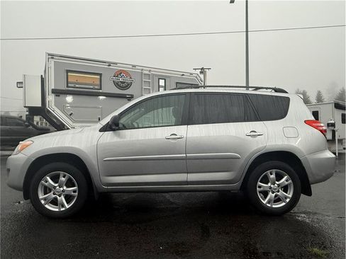 Used 2011 Toyota RAV4 4WD image 12
