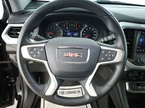 Used 2021 GMC Acadia SLE image 11