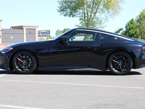 Used 2025 Nissan Z Performance w/ Floor Mat Package RWD image 14