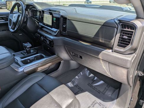 Used 2024 Chevrolet Silverado 1500 LT Trail Boss w/ LT Trail Boss Premium Package image 27