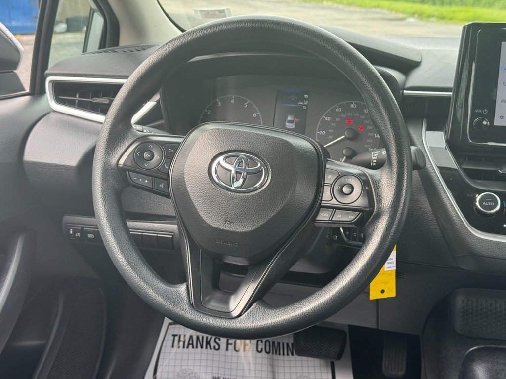Used 2024 Toyota Corolla LE FWD image 17