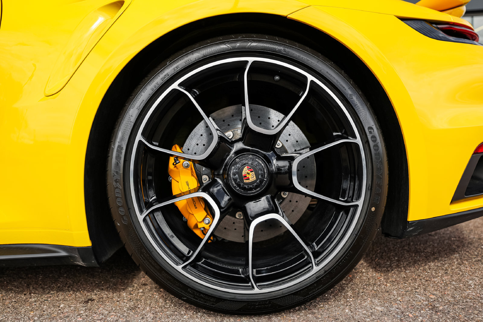 Used 2022 Porsche 911 Turbo S AWD/4WD image 7