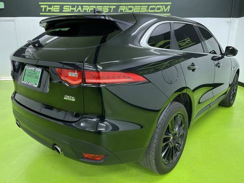 Used 2019 Jaguar F-PACE Prestige image 10