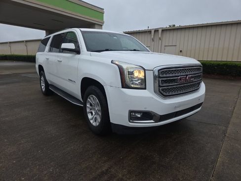 Used 2018 GMC Yukon XL SLT RWD image 1