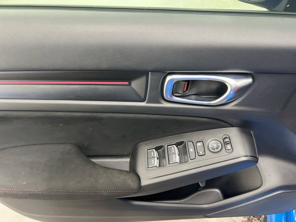 Used 2025 Honda Civic Type R image 19