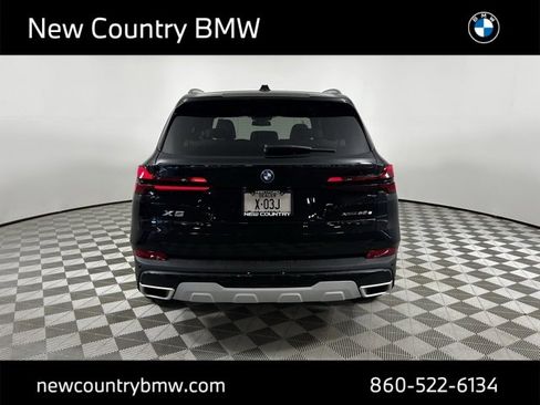 New 2026 BMW X5 xDrive50e image 6