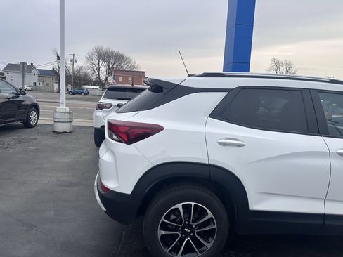 Used 2024 Chevrolet TrailBlazer LT image 9