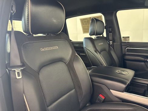 Used 2023 RAM 1500 Laramie AWD/4WD image 26