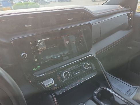 Used 2023 GMC Sierra 1500 AT4 w/ AT4 Premium Package image 26