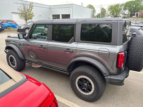 Used 2022 Ford Bronco Black Diamond w/ Sasquatch Package AWD/4WD image 5