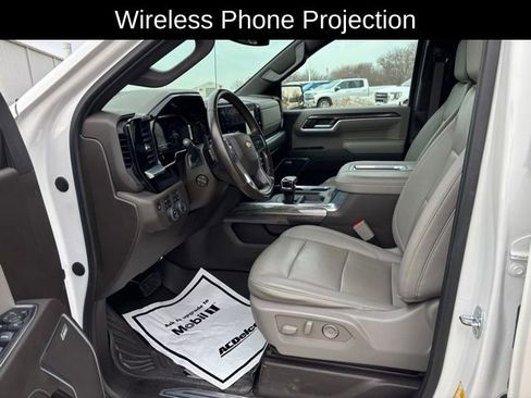 Used 2022 Chevrolet Silverado 1500 LTZ image 11