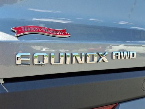 Used 2025 Chevrolet Equinox LT AWD/4WD image 30