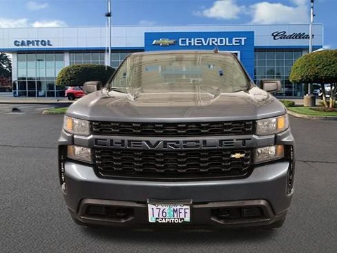 Used 2020 Chevrolet Silverado 1500 Custom w/ Custom Value Package image 8
