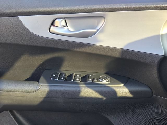 Used 2023 Kia Forte LXS FWD image 26