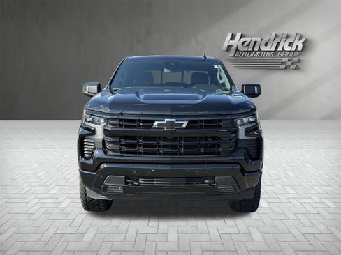 Used 2025 Chevrolet Silverado 1500 RST AWD/4WD image 3