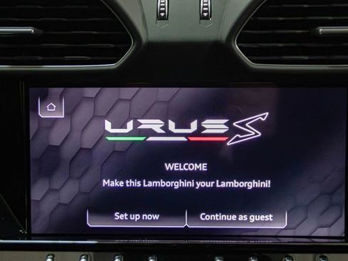 Used 2024 Lamborghini Urus S image 10