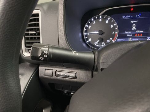 Used 2023 Nissan Frontier SV image 23