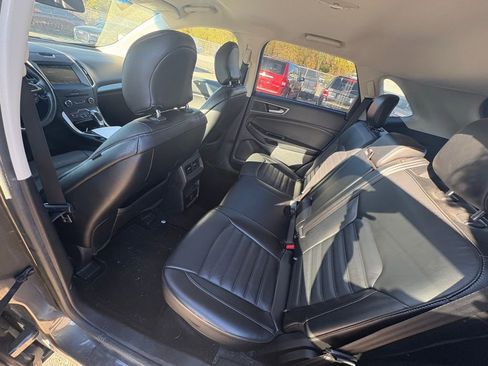 Used 2017 Ford Edge SEL w/ Equipment Group 201A image 17