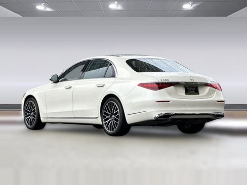 Certified 2022 Mercedes-Benz S 580 4MATIC Sedan image 3