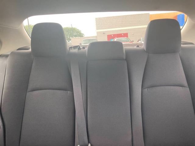 Used 2022 Toyota Corolla LE FWD image 16