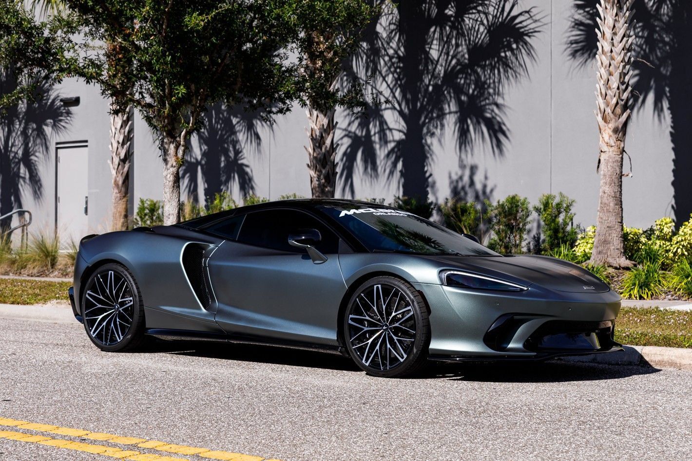 Used 2025 McLaren GTS RWD image 2