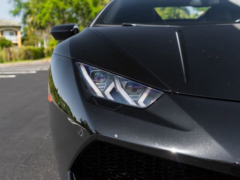 Used 2017 Lamborghini Huracan LP 610-4 image 11