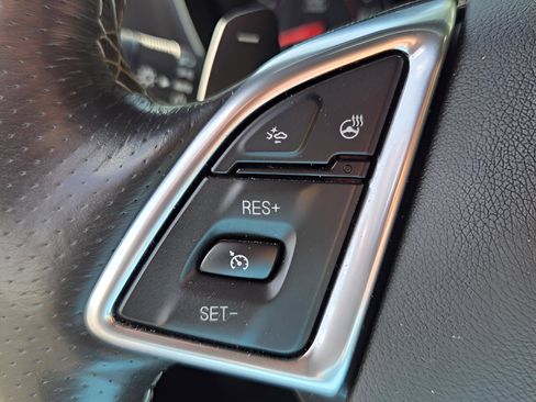 Used 2021 Chevrolet Camaro SS RWD image 29