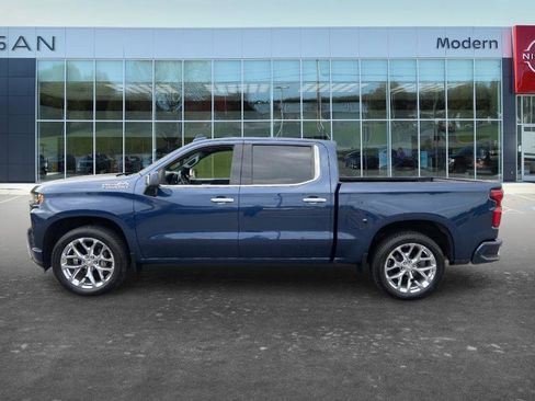 Used 2019 Chevrolet Silverado 1500 High Country w/ Technology Package AWD/4WD image 7