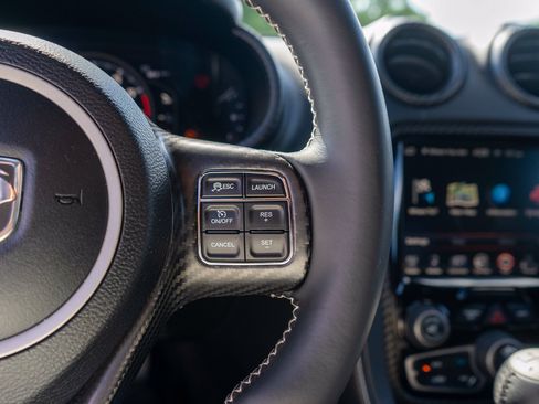 Used 2014 SRT Viper GTS RWD image 23