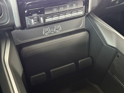 New 2025 RAM 2500 Big Horn image 24