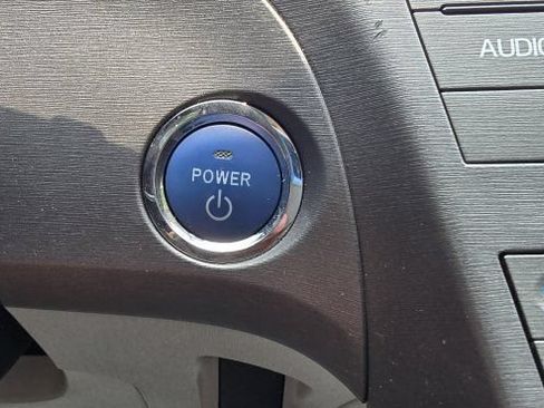 Used 2012 Toyota Prius Three FWD image 24