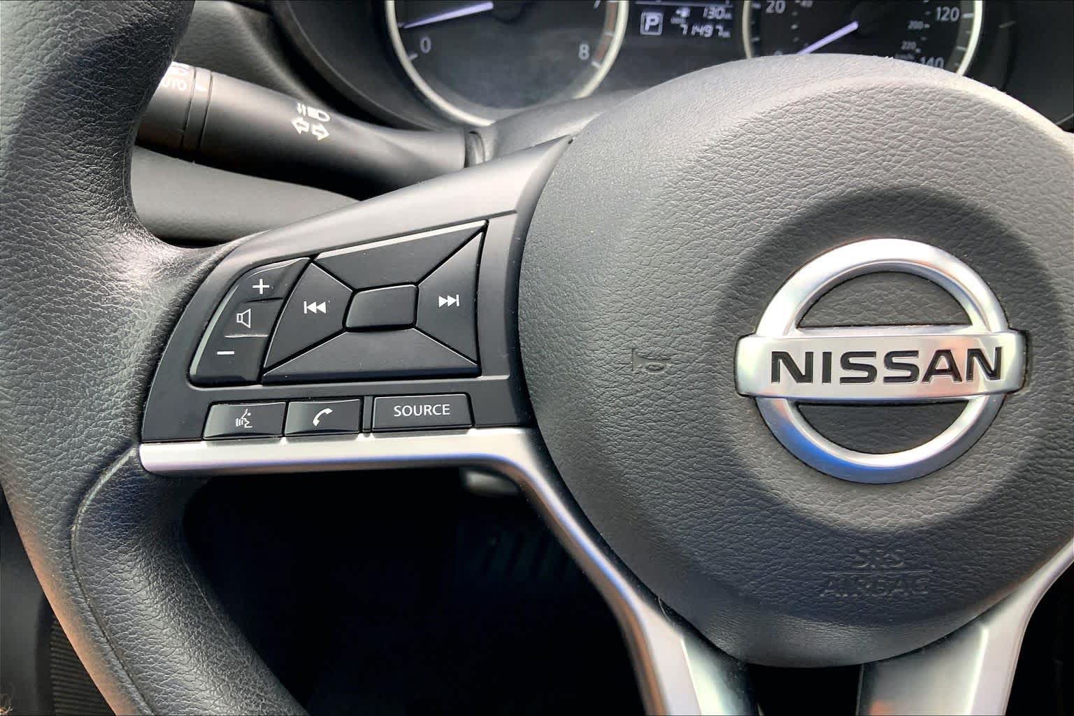 Used 2021 Nissan Versa S FWD image 24