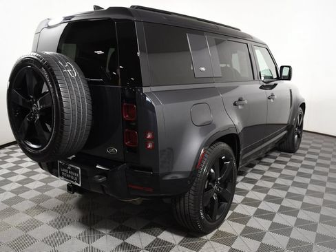 Used 2023 Land Rover Defender 110 X-Dynamic SE AWD/4WD image 6