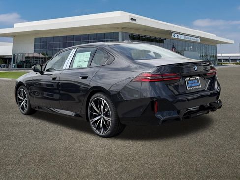 New 2026 BMW 530i w/ M Sport Package RWD image 7