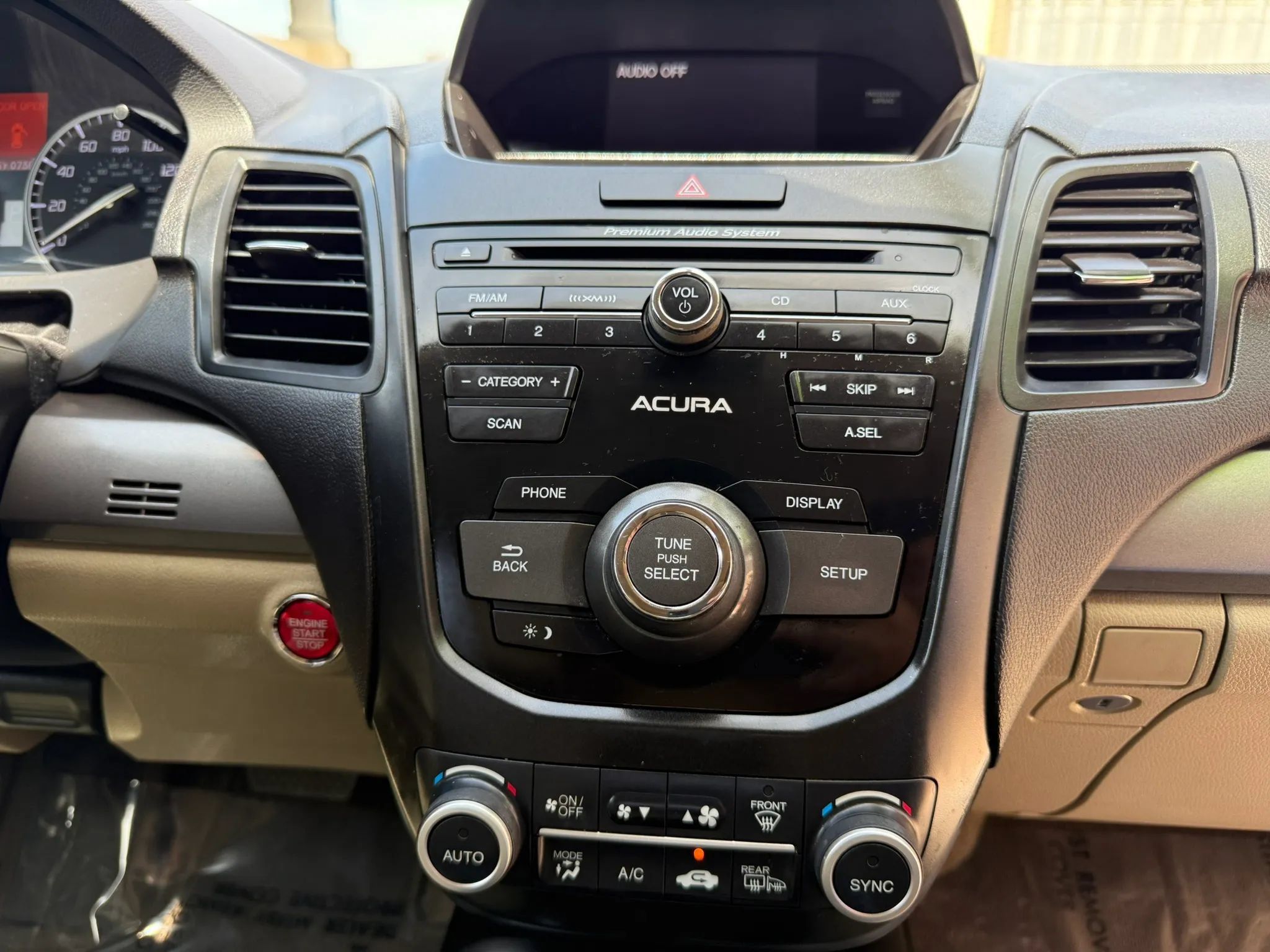 Used 2018 Acura RDX w/ AcuraWatch Plus Package FWD image 20