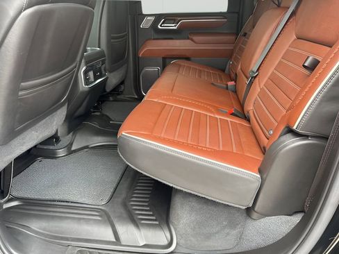 Used 2024 GMC Sierra 2500 Denali Ultimate image 19